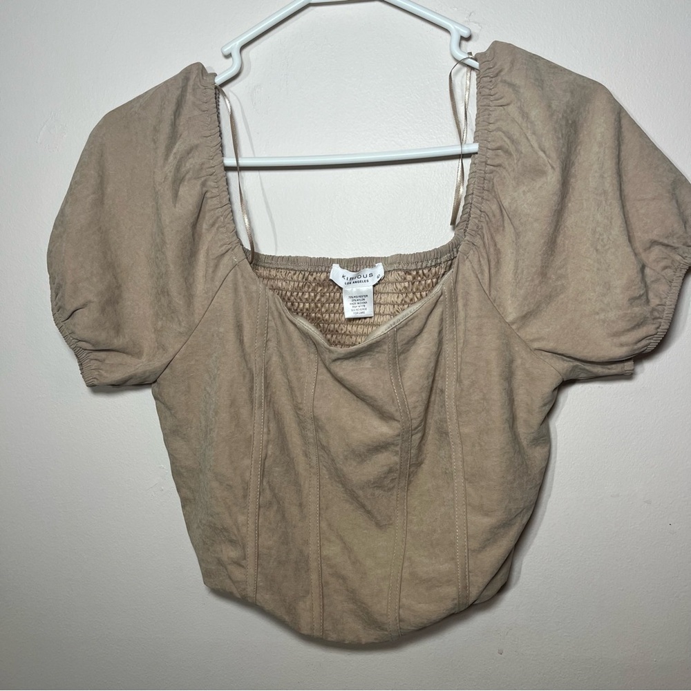 Kirious Los Angeles Women's Tan Crop Top sz Large - Picture 1 of 8
